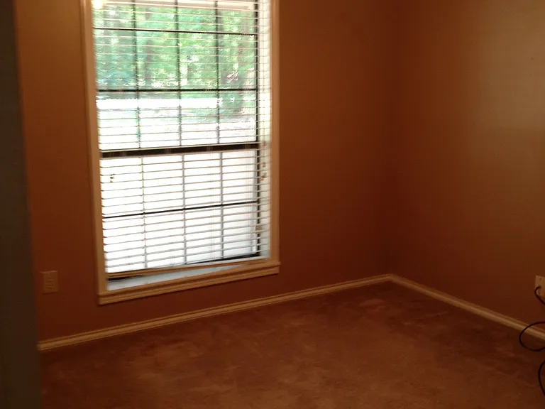 3923 Post Oak Rd — Photo 8
