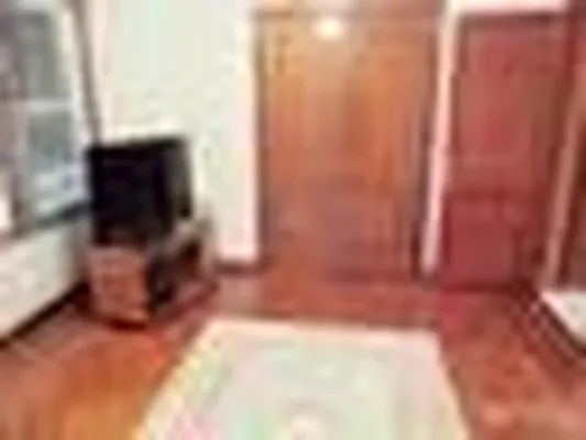 Rented by Hakeem Shahid, LREB | media 4