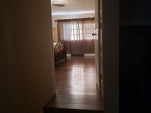 3rd image of 3404 Central Ave