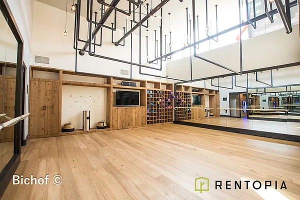 Rented by The KCI Group | media 88