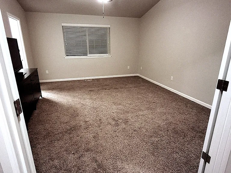 4946 Skylark St NE — Photo 24
