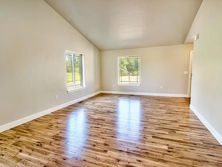 2951 E Fairview Loop — Photo 9