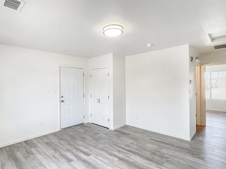 701 Campbell St #C — Photo 24