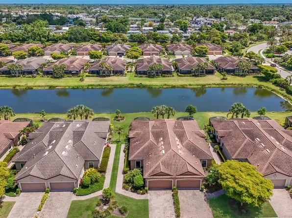 8280 Varenna Dr, Sarasota, FL 34231
