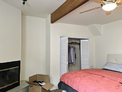 3rd image of 3146 N Southport Ave #Ch
