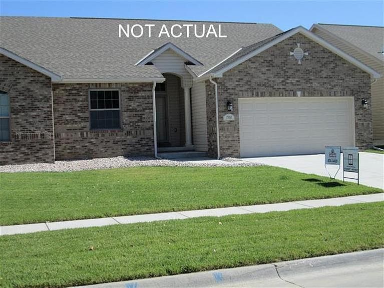 2nd image of 8244 Trail Ridge Ct