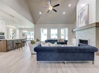 193 N Oaks Rd, Harrah, OK 73045