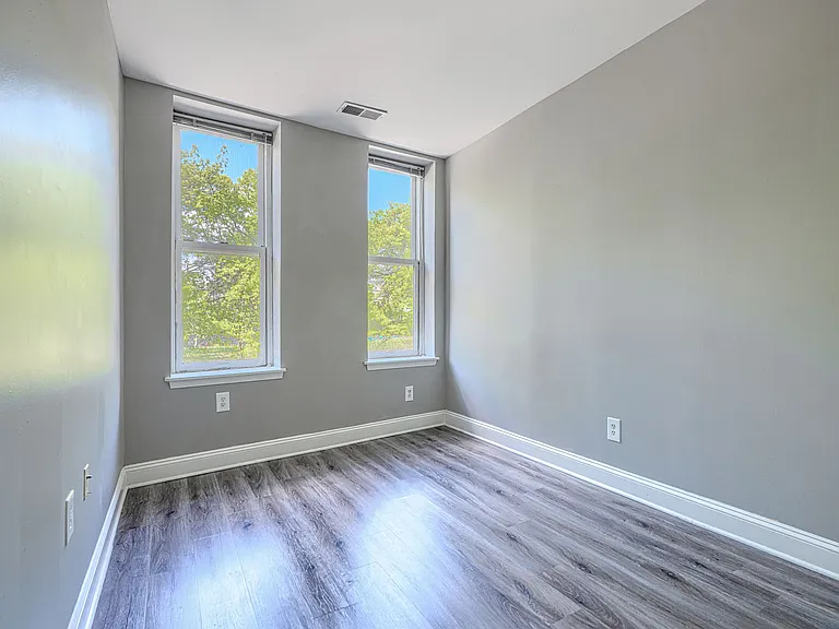 333 S Fremont Ave #A — Photo 12