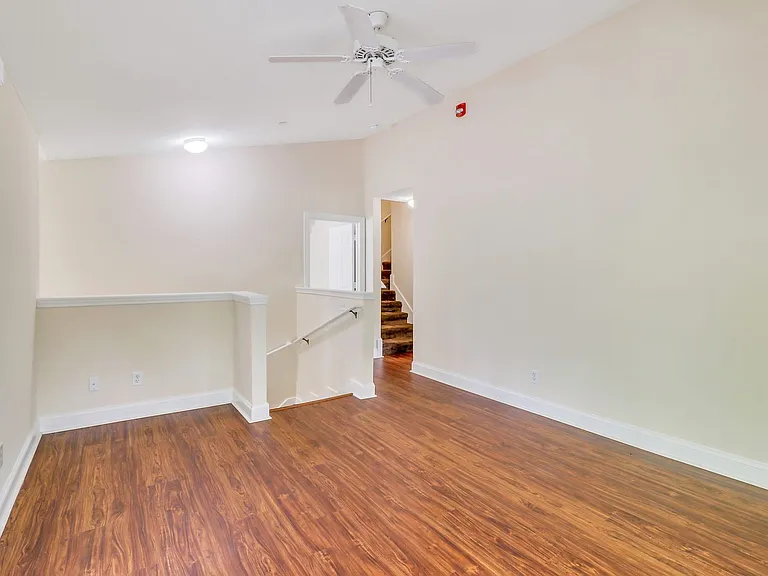 31 Summerfield Ct #122 — Photo 5
