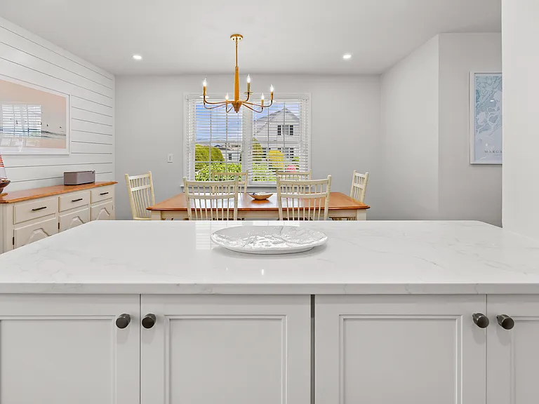 8805 Monmouth Ave — Photo 13