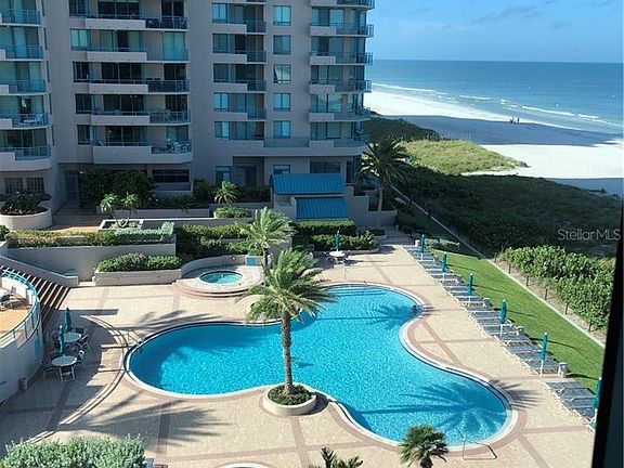 3rd image of 1520 Gulf Blvd Unit 601