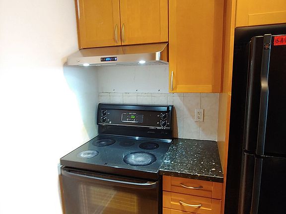 2nd image of 3939 Duke Of York Blvd #2004