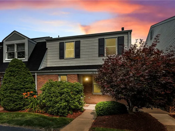 208 Greenwood Dr, Canonsburg, PA 15317