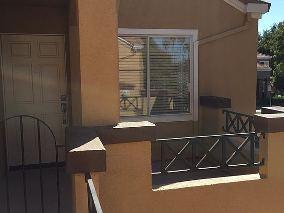 3rd image of 6949 Rodling Dr Unit H