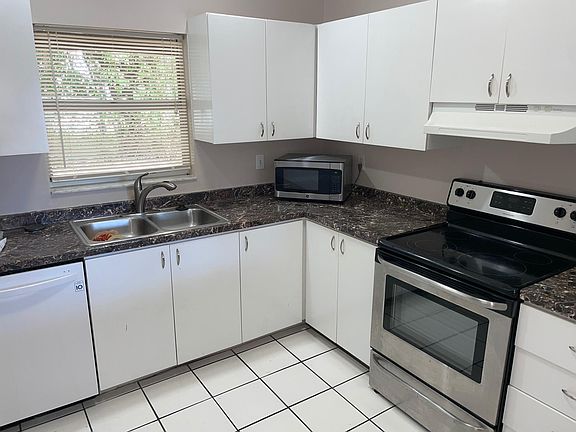 4th image of 9015 NW 23rd Pl #2