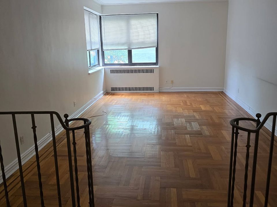 1st image of 210 Martine Ave APT 5