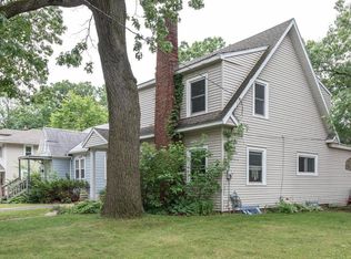 1835 Cornelius Ave SE, Grand Rapids, MI 49507