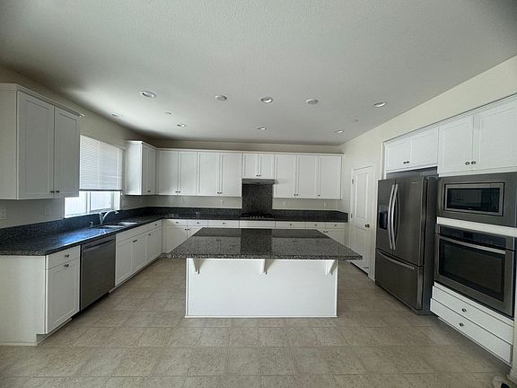 3rd image of 31540 Sweetwater Cir