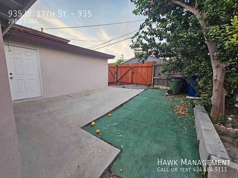 935 W 17th St #935 — Photo 14
