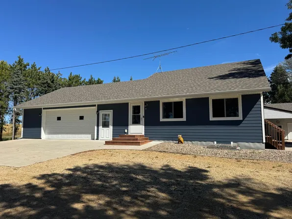 14347 380th St, Montgomery, MN 56069