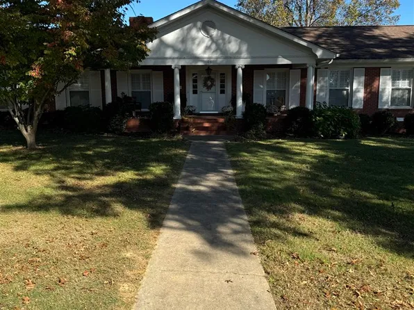 104 Beverly Hills Dr, Glasgow, KY 42141