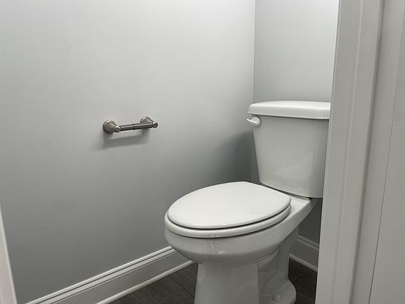 5th image of 42 N Cinnamon Teal Dr