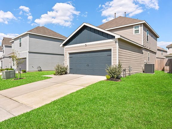 2nd image of 22126 Regal Heights Ln
