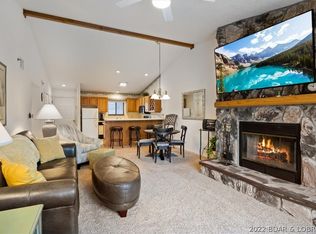611 Lazy Days Rd UNIT E12, Osage Beach, MO 65065