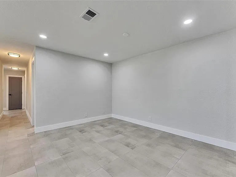 1025 Apollo Beach Blvd #1 — Photo 22