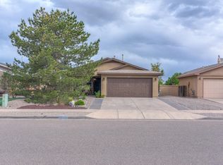 520 Cimarron Meadows Dr NE, Rio Rancho, NM 87144