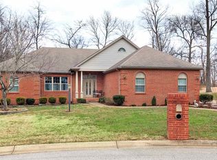 1106 N Forest Oak, Henderson, KY 42420