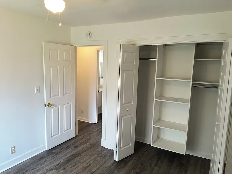 415 Raintree Pl — Photo 6