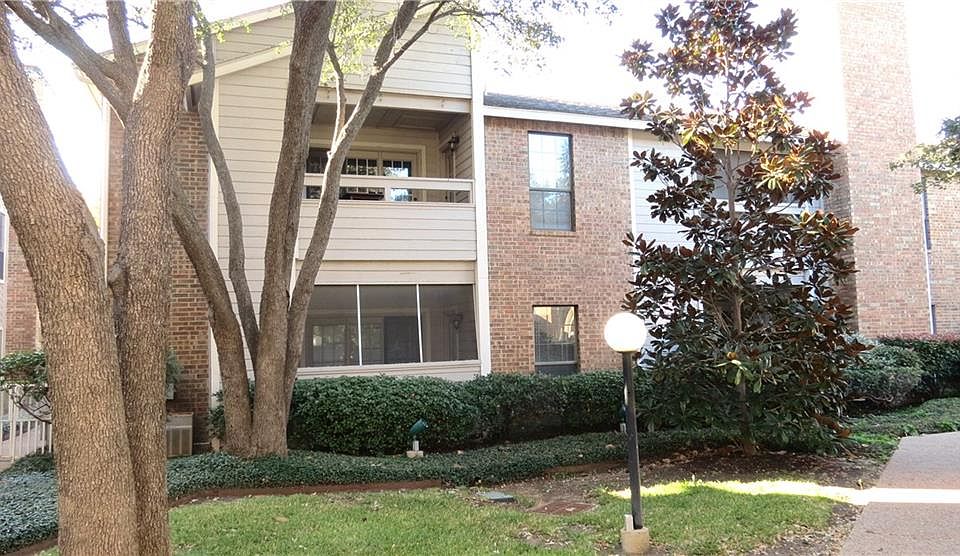 1st image of 1100 Riverchase Ln Unit 110