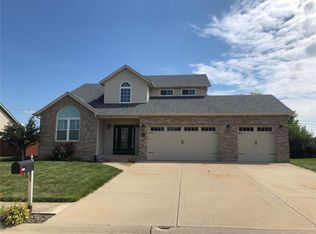 1448 Dale Dr, Troy, IL 62294