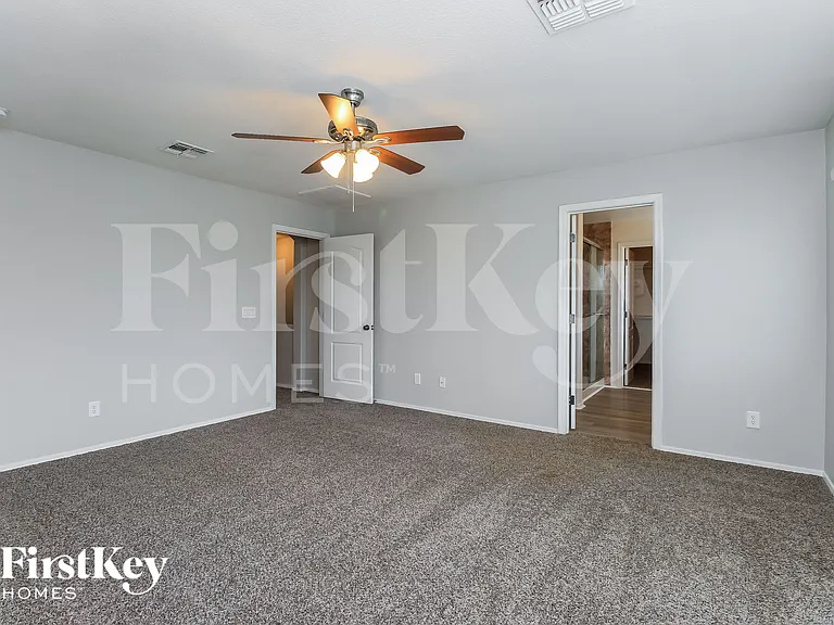 617 E Payton Cir — Photo 9