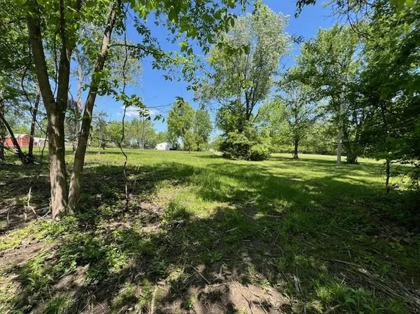 17612 S Benton Dr, Belton, MO 64012