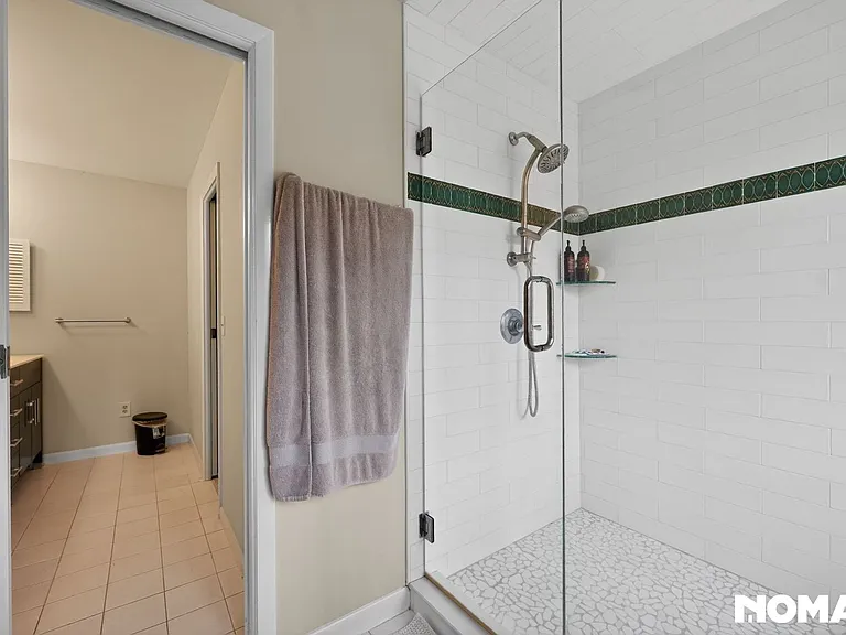 5314 Oak Bay Dr E — Photo 21