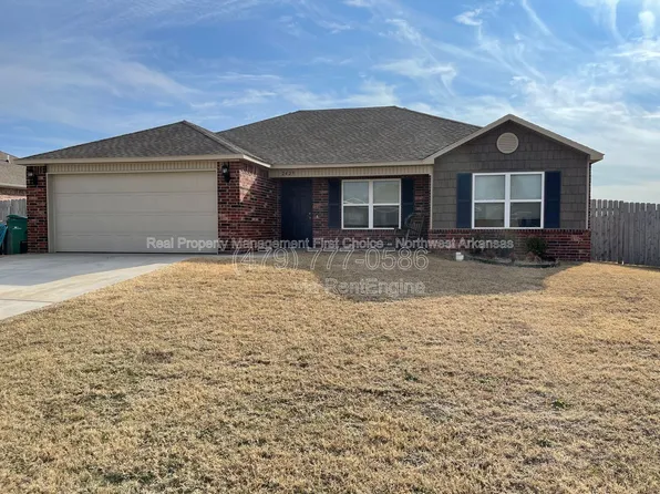 2429 Sebright Ave, Springdale, AR 72764