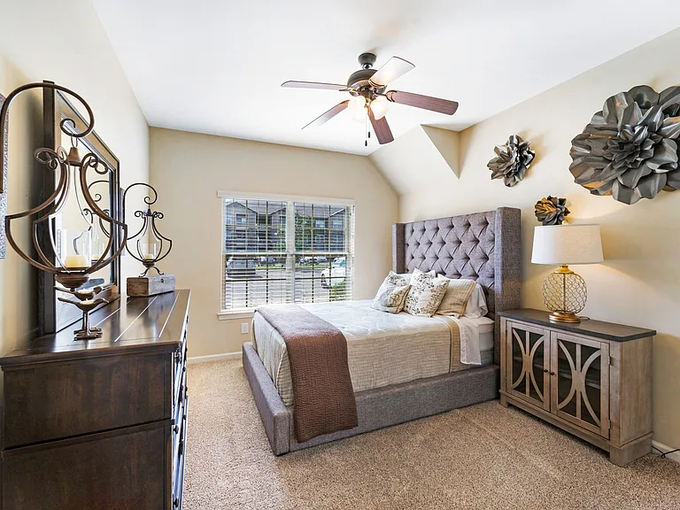 Waverly - 2 Bed / 2 Bath - 1,108 Sq.Ft.