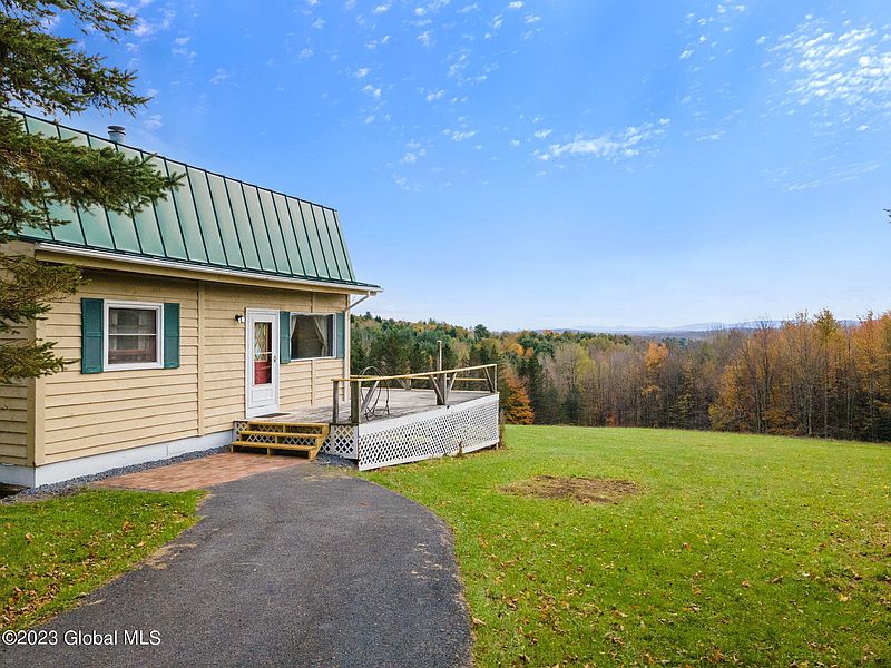 5th image of 549 Baldwin Road
