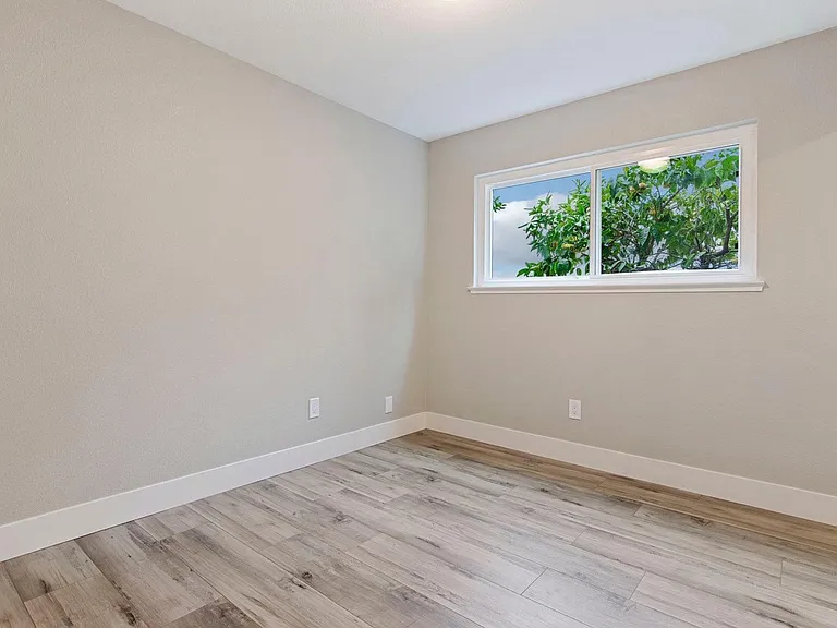 8737 Grayling Way — Photo 17