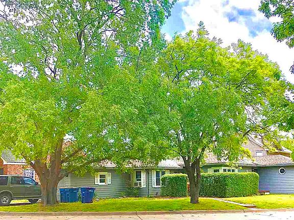 4th image of 1817 W Arrowhead Ave