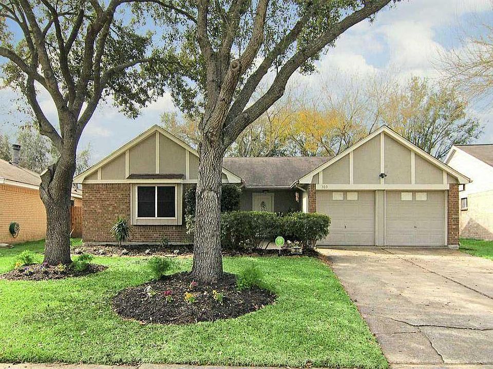 1st image of 303 Knoll Forest Dr