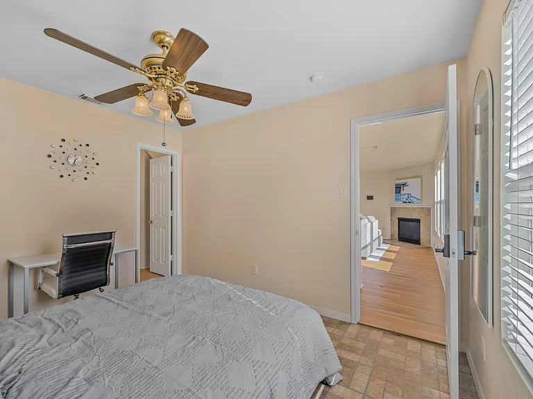 7242 Fox Hall Ln #1 — Photo 10