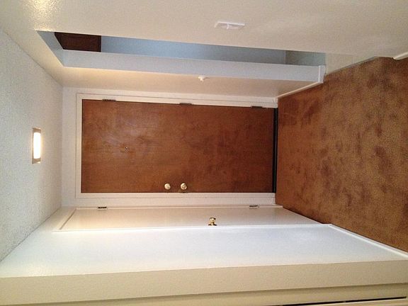4th image of 1240 S Centre St APT 8