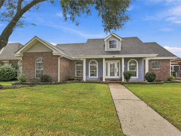 716 Terry Dr, Arabi, LA 70032