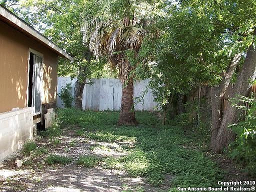 3rd image of 1202 Milvid Ave
