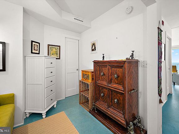 5th image of 3001 Atlantic Ave Unit 509