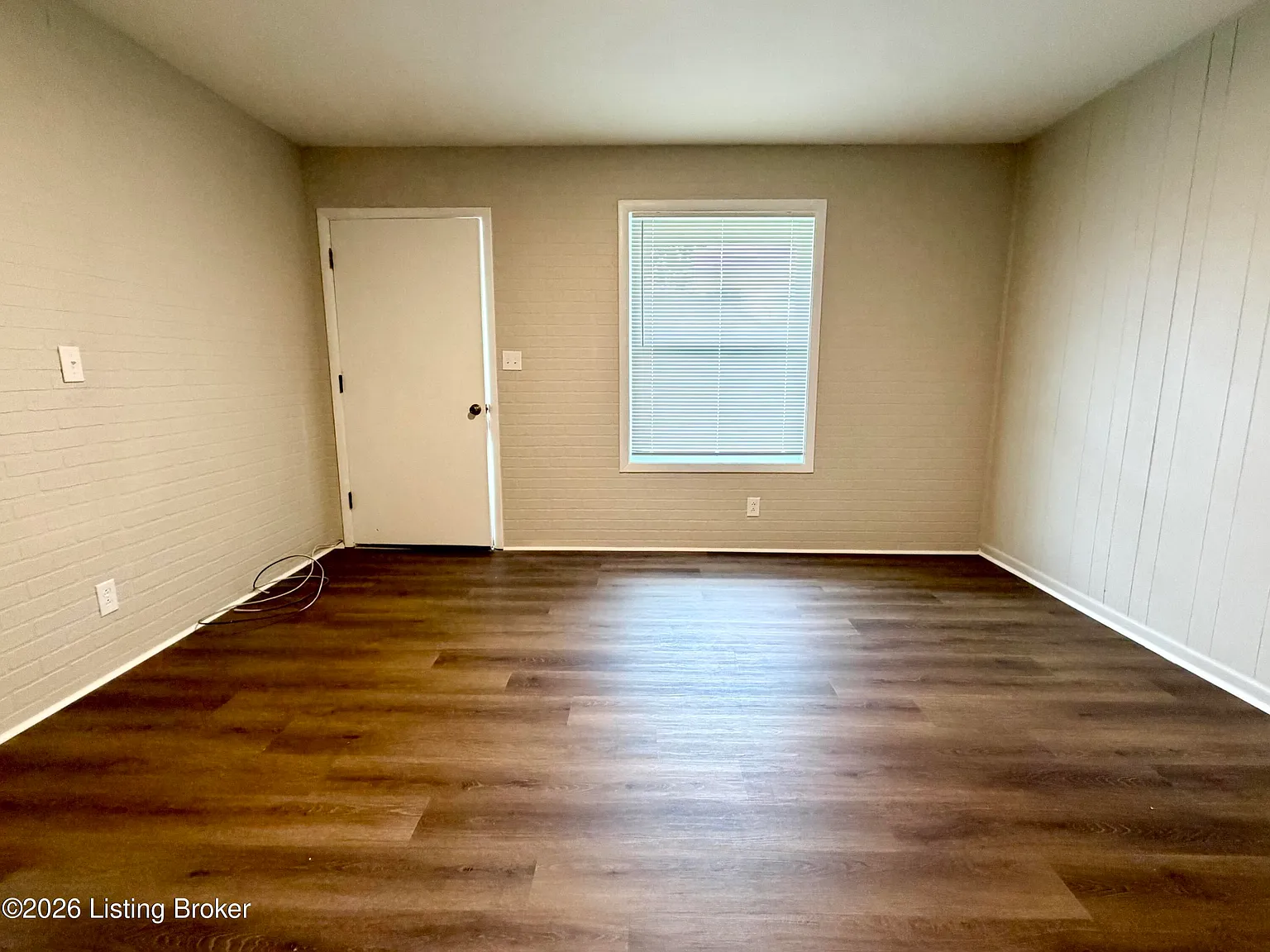 4 bed, 2.0 bath, 1450 sqft, $1,995 — Photo 2