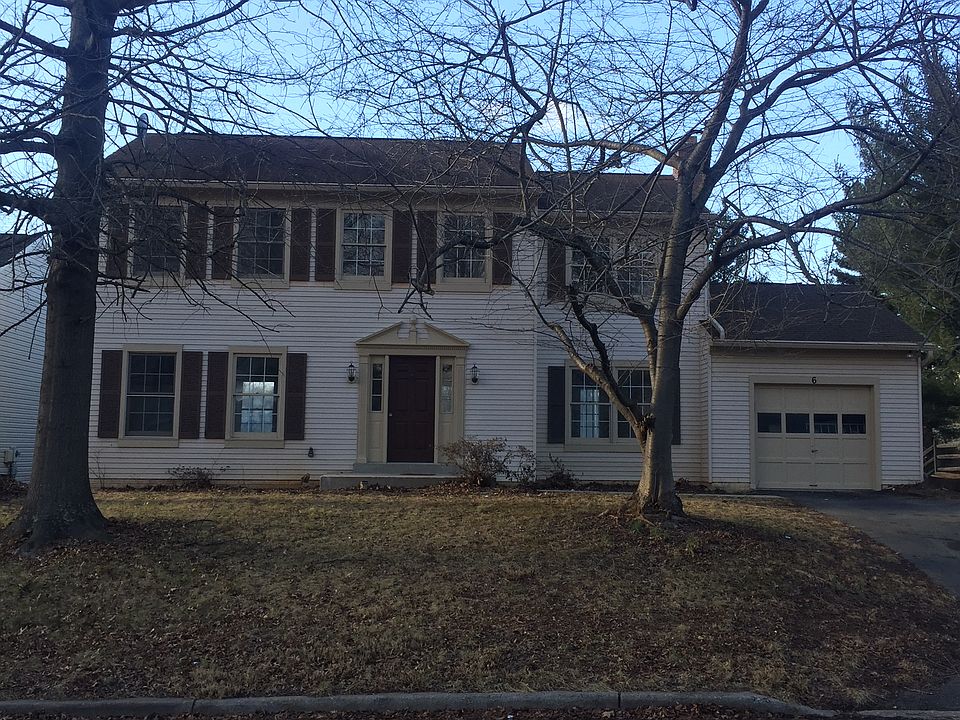 Gorgeous Single Family Home 